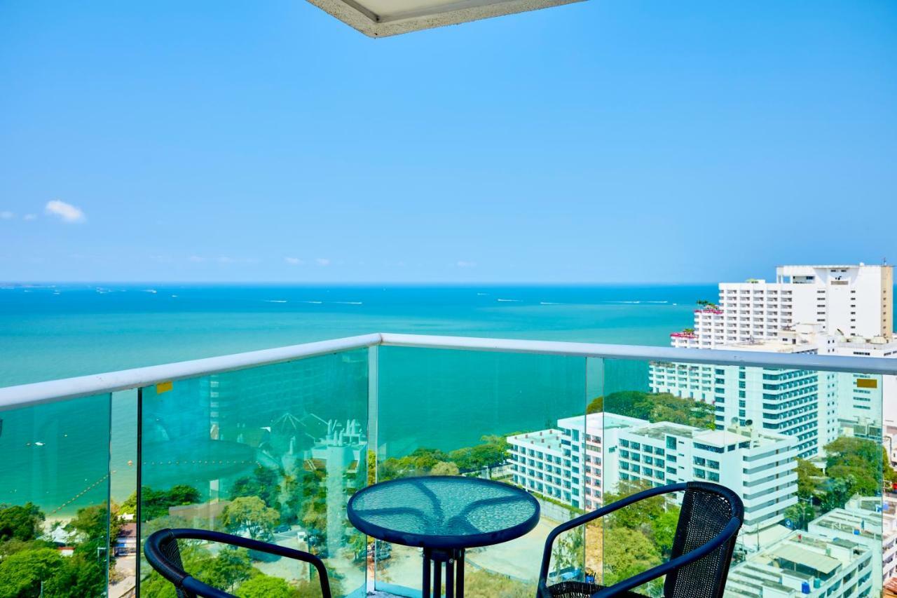 Cozy Beach Condo By Fantasea Beach Патая Екстериор снимка